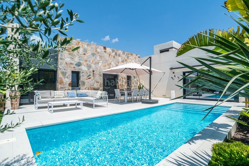 Foto a7a55a68-cacc-4c6d-a922-042d2176e9cb. Casa amb aparcament piscina a Algorfa