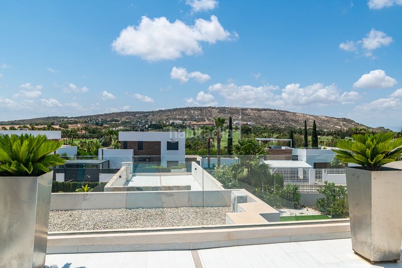 Foto dd17a406-5446-4adc-870e-c41482118bf5. Casa amb aparcament piscina a Algorfa