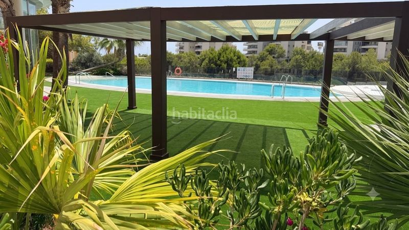 Foto 4ba85cad-49be-4e50-aa3f-f60121da9372. Appartement mit parking pool in Villamartín-Las Filipinas Orihuela