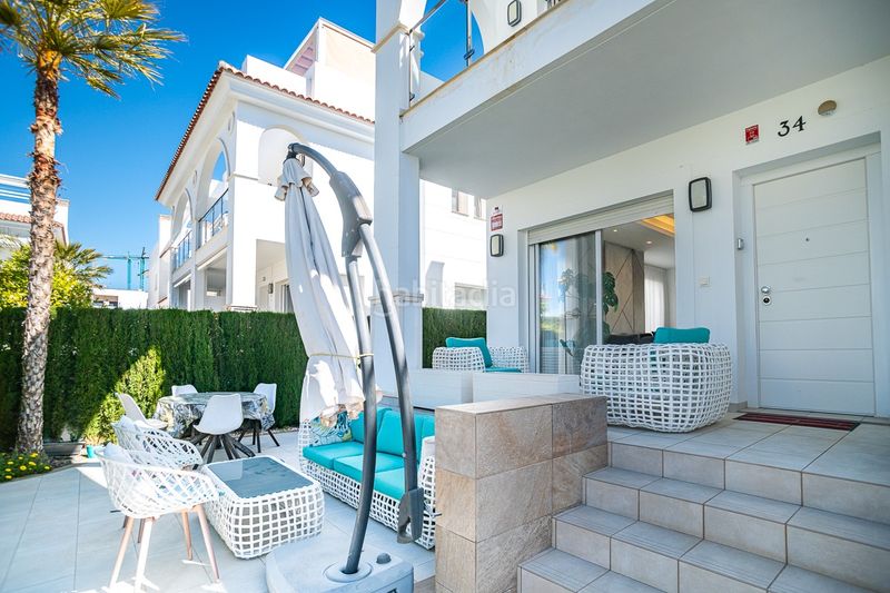 Foto c499588a-9e41-4bd2-a02f-42f93da8ea45. Casa amb piscina a Centro de la Ciudad Quesada Rojales