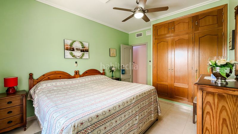 Foto cc8dae15-7e64-4acb-b750-7b4c38e6a1a8. Casa amb piscina a Catral