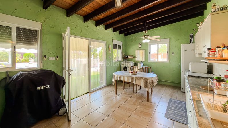 Foto e1db49e3-6aa1-4d17-99c7-1cb6530c9498. Casa amb piscina a Catral
