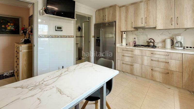 Foto fc21219a-ec8a-4e15-9065-bbb16f34a2d3. Casa amb piscina a Catral