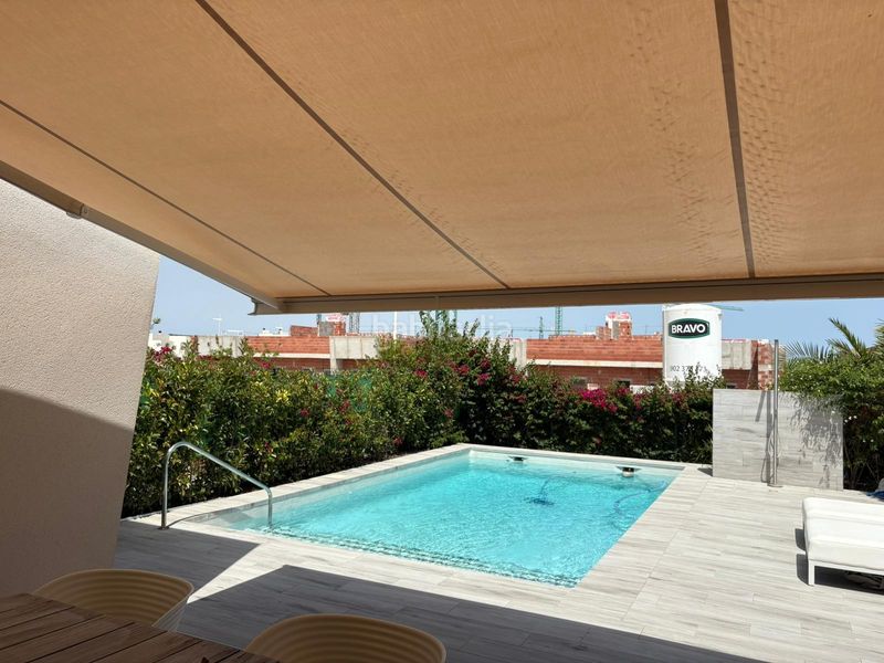 Foto 6a15663b-8442-4140-870f-4d48cda8d8d8. Casa amb piscina a Algorfa