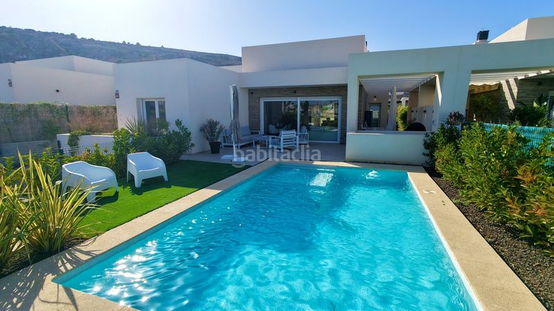 Foto e3c575e5-d5a8-4c9b-811f-7d49bf8d32e5. Casa amb piscina a Algorfa