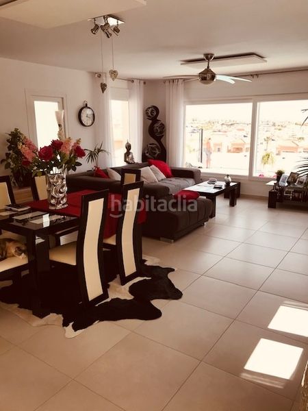 Foto 5d3af9d1-c2c1-43ae-a721-a9f5b00ec557. Casa amb piscina a La Marquesa Rojales