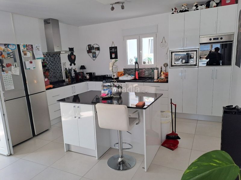 Foto c6325179-5339-4796-8451-2320fd755889. Casa amb piscina a La Marquesa Rojales