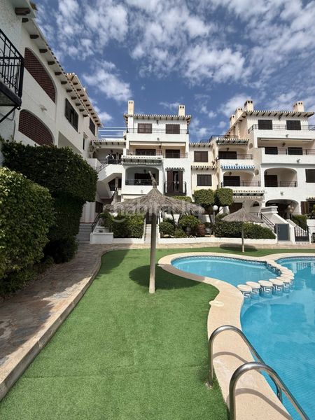 Foto dfdb6144-d92b-4dd7-aa58-9cf2938cd9bb. Appartement mit parking pool in Aguamarina Orihuela