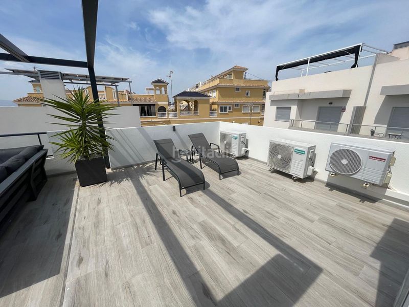 Foto fd63926a-2682-4654-8400-87818d17a34c. Casa amb piscina a Benijófar