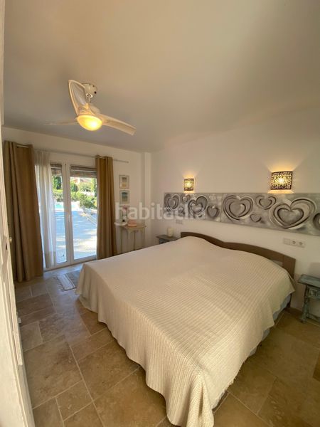 Foto 8fdb1af3-6eb6-46ff-9404-344a98acda9e. Casa amb aparcament piscina a El Montgó Dénia