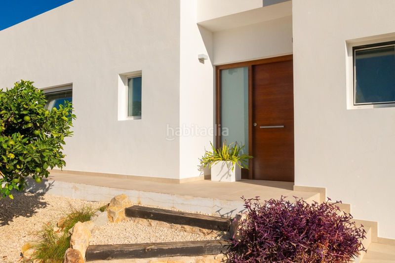 Foto 8133a2f9-0ac0-4355-8289-b3e295bfbf27. Casa amb piscina a Gran Sol Calp