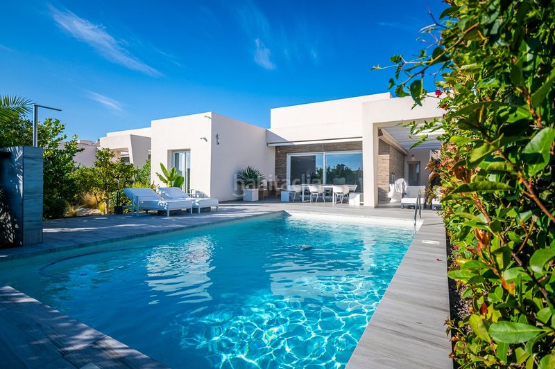 Foto c1273205-ed9d-4250-91fe-0dd33bcd269c. Casa amb aparcament piscina a Algorfa