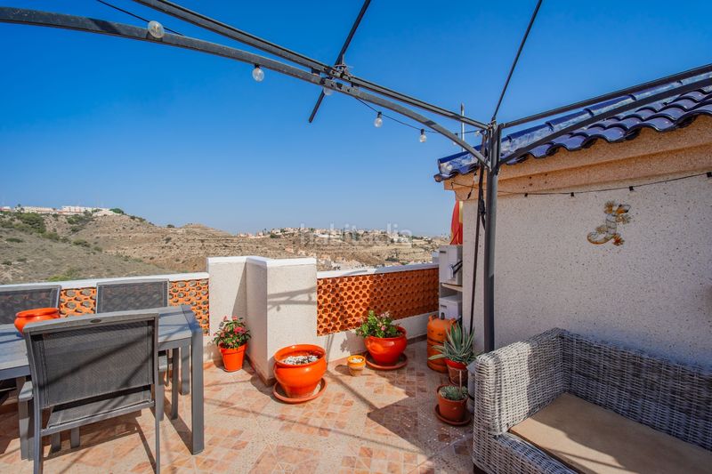 Foto 5a07e871-56cd-4d2f-b430-9921fd3bcb85. Casa amb piscina a Centro Rojales
