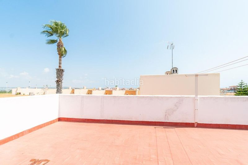Foto 8aa15c72-b263-4161-a6e1-8e59eb3f5f5d. Àtic amb aparcament piscina a Torreblanca Torrevieja