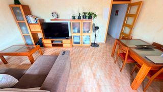 Apartament a Montesinos (Los). Descubre este amplio apartamento en venta en los montesinos, una