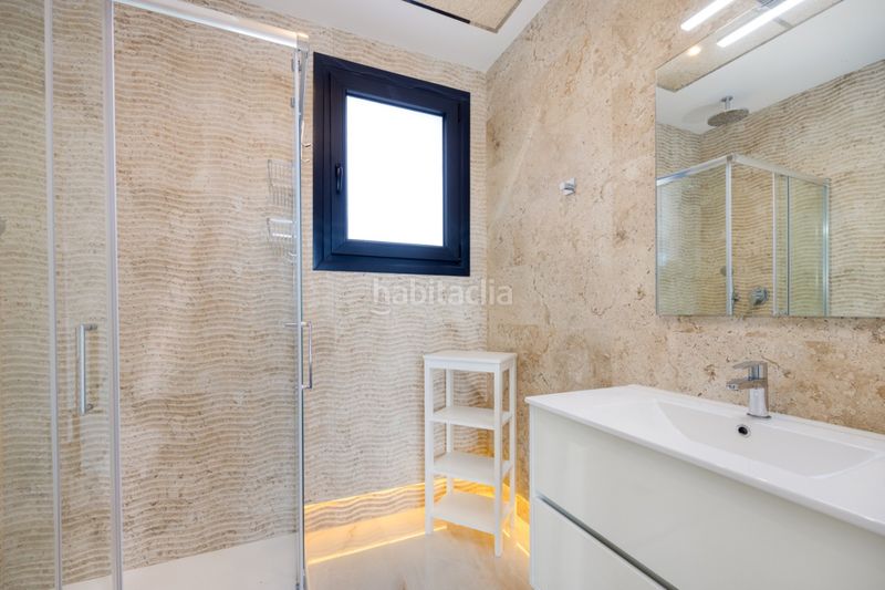 Foto b9d7e292-32fe-457c-b3fe-6157f8e3ab1f. Casa amb piscina a Lomas de Cabo Roig - Los Dolses Orihuela