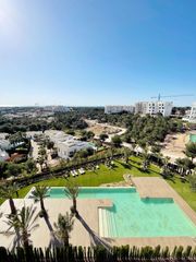 Àtic a Lomas de Campoamor - Las Ramblas. Descubre este exclusivo ático en las colinas golf, una propiedad