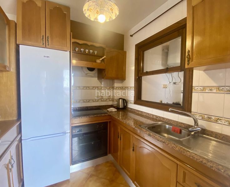 Foto 1e9b6395-f943-4c04-a42e-98d7844fc575. Apartament amb aparcament piscina a La Zenia Orihuela