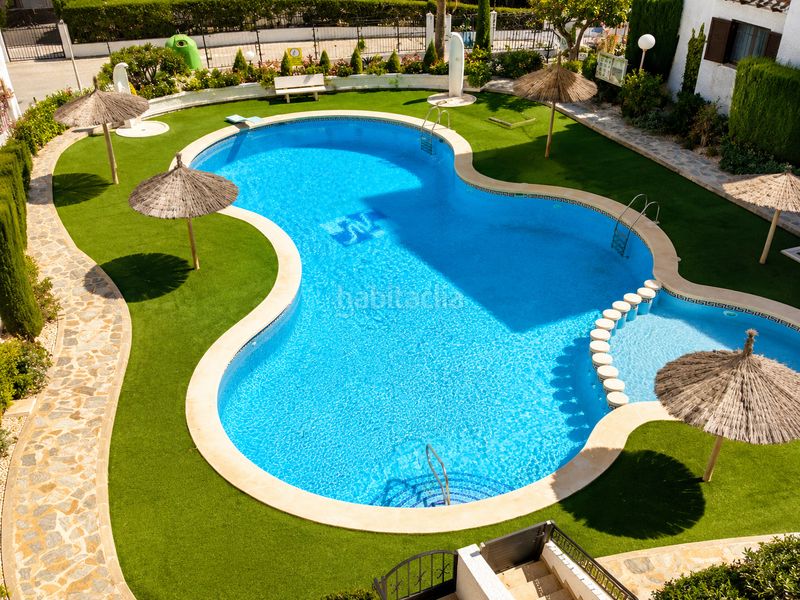 Foto 665ab5cf-0316-49a2-800b-318374db391e. Apartament amb aparcament piscina a La Zenia Orihuela