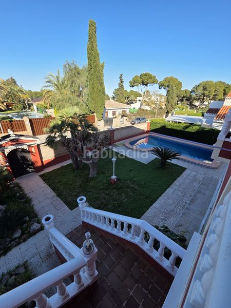 Foto 38d425ee-caa7-4773-8ad3-45bd1edf280b. Casa amb aparcament piscina a Campoamor Orihuela