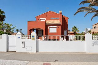 Casa en Playa de las Gaviotas - El Pedrucho