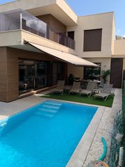 Casa a Roda. Descubre una forma diferente de vivir el mediterráneo en esta vi