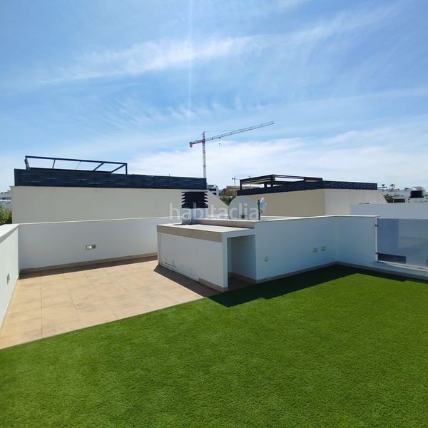 Foto 2c93b726-d98c-476e-84ff-2d0120896aab. Casa amb aparcament piscina a Benijófar