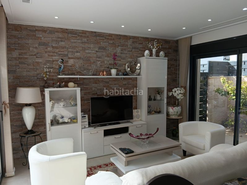 Foto ebcecb8a-2aff-4bb6-9941-4f1a6ccca8af. Casa amb aparcament piscina a Benijófar