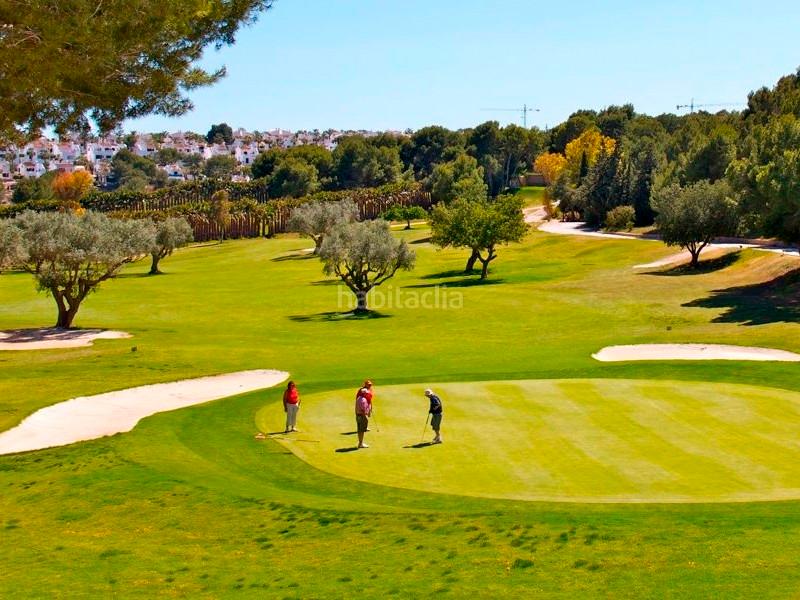 Foto 1bb163ee-53e3-4b62-a715-e2ec61ead1b9. Apartamento este es un residencial con una ubicación excelente cerca de Playa Flamenca, centros comerciales como zenia boulevard y conectado c en Orihuela