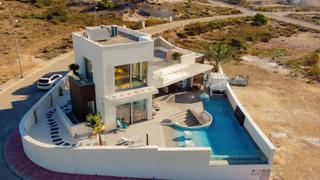 Haus in San Fulgencio. La casa de tus sueños te espera en lanbspcosta blanca de alicant