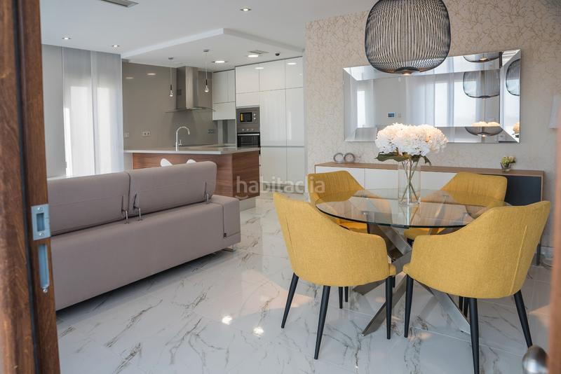 Foto d28d8dba-653c-41f9-b095-411f850016f2. Maison avec parking piscine dans Los Almendros Orihuela