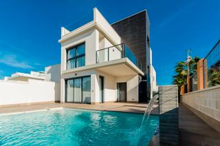 Maison à San Miguel de Salinas. Descubre una nueva oportunidad inmobiliaria en san miguel de sal