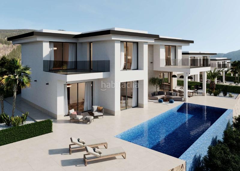 Foto 7595aa9e-efbc-435c-accf-a338a3dc093f. Casa nuevo proyecto de 3 exclusivas villas de estilo contemporáneo con vistas al mar, situadas en el término municipal ali en Finestrat