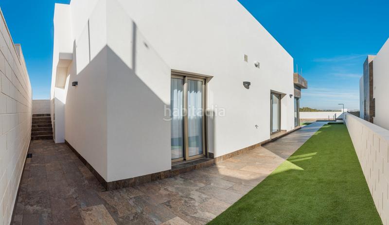 Foto ef4c8833-e2c0-4b77-8770-5e443326f401. Maison avec parking piscine dans Los Almendros Orihuela