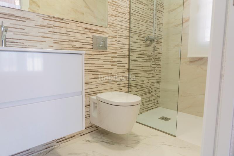 Foto f598fc94-8511-4e72-9939-604beb27139a. Maison avec parking piscine dans Los Almendros Orihuela