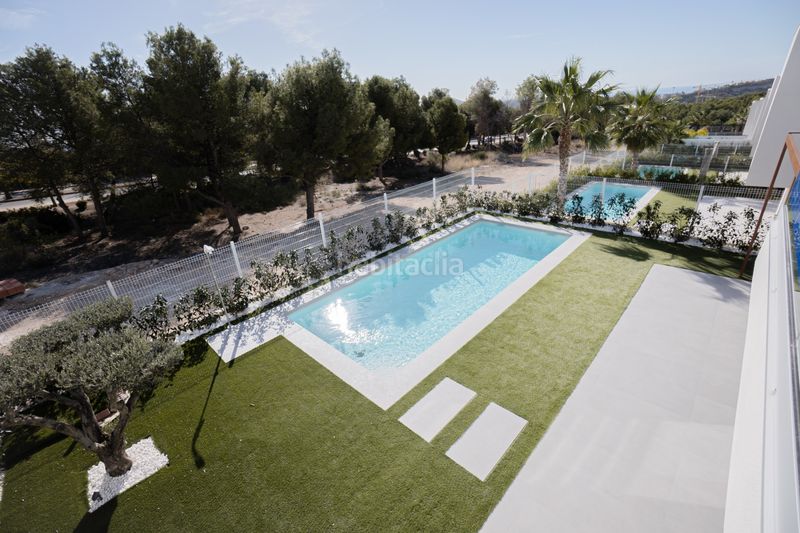 Foto 1416db22-a368-4841-8dbe-3f5b4748ec19. Casa amb aparcament piscina a Golf Bahía Finestrat