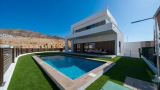 Casa a Balcón de Finestrat-Terra Marina. Este residencial ha sido meticulosamente diseñado para capturar
