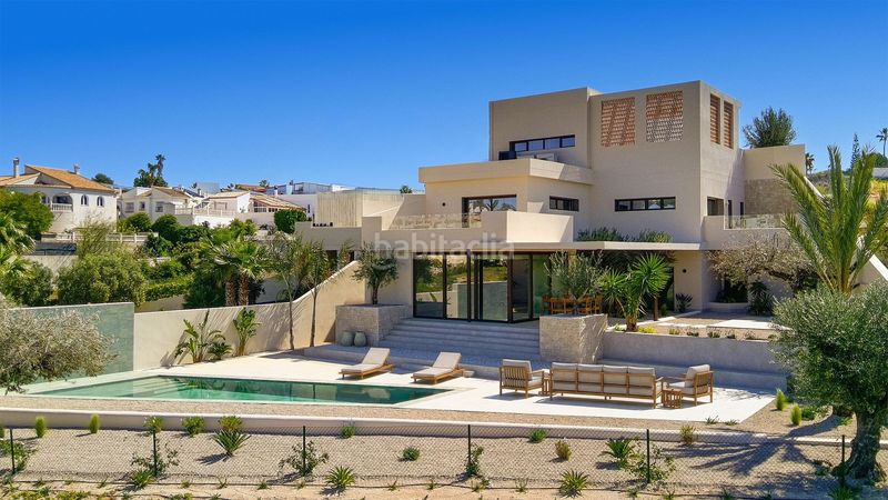 Foto a55754dc-e598-4dcb-8865-1474e41197e5. Casa amb aparcament piscina a La Marina Elche / Elx
