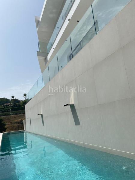 Foto 347dde46-2ddf-4abc-aa1e-6bdbb0d9d9cb. Casa villanbspde moderno diseño en su máxima expresión.situada en la urbanización mar azul a tan solo 300 metros de la cala portitxol, en Xàbia