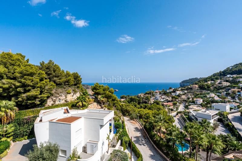 Foto 3778dcbe-66ca-44dd-a825-b9317b1e4040. Casa villanbspde moderno diseño en su máxima expresión.situada en la urbanización mar azul a tan solo 300 metros de la cala portitxol, en Xàbia