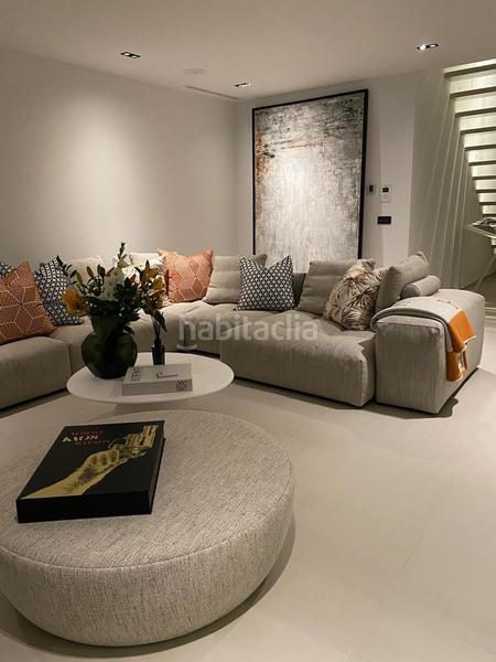 Foto b72af27e-d1e5-40b4-8a1c-9d8729eb8e9c. Casa villanbspde moderno diseño en su máxima expresión.situada en la urbanización mar azul a tan solo 300 metros de la cala portitxol, en Xàbia