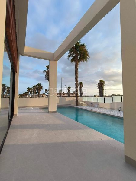 Foto 1e2d17ba-6a52-4751-890e-211d689f9a26. Casa amb aparcament piscina a Lo Marabú Rojales