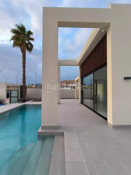 Foto ad80ec37-7ab1-49c2-9a72-046107fbeba5. Casa amb aparcament piscina a Lo Marabú Rojales