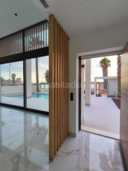 Foto dcd04620-3201-4436-8172-f8a6d542e85c. Casa amb aparcament piscina a Lo Marabú Rojales