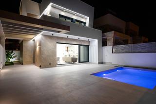 Maison à San Miguel de Salinas. Bienvenidos a la villa de tus sueños!nbspesta propiedad cuenta c