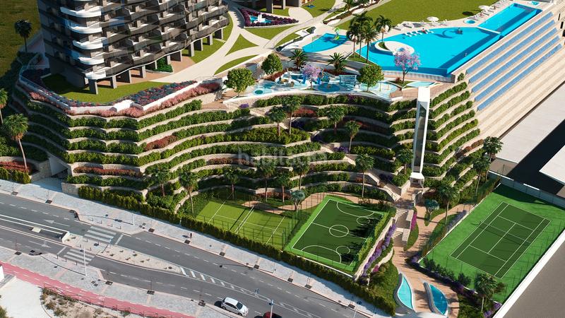 Foto 9f048a27-b681-4b31-90dd-67f493f0a6c8. Attique avec parking piscine dans Playa Poniente Benidorm