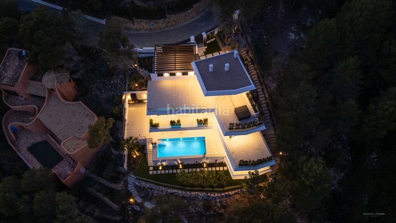 Foto a90e3694-eda6-4268-b681-d4292e9b519d. Casa amb aparcament piscina a Altea la vella Altea