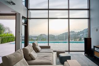 Casa en Altea Hills. En la prestigiosa costa blanca, destaca con majestuosidad una mo