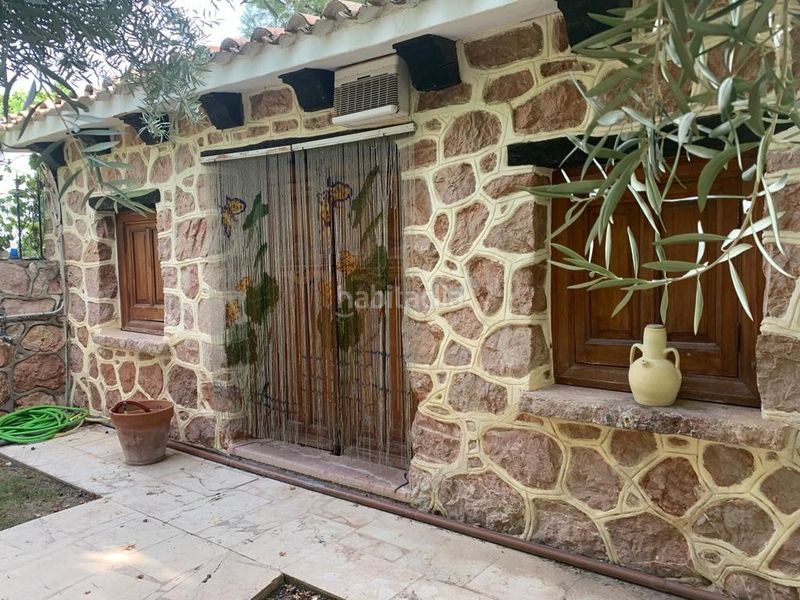 Foto 4a5c8186-aea2-49fb-89ab-688070ae5295. Casa amb calefacció aparcament a Novelda