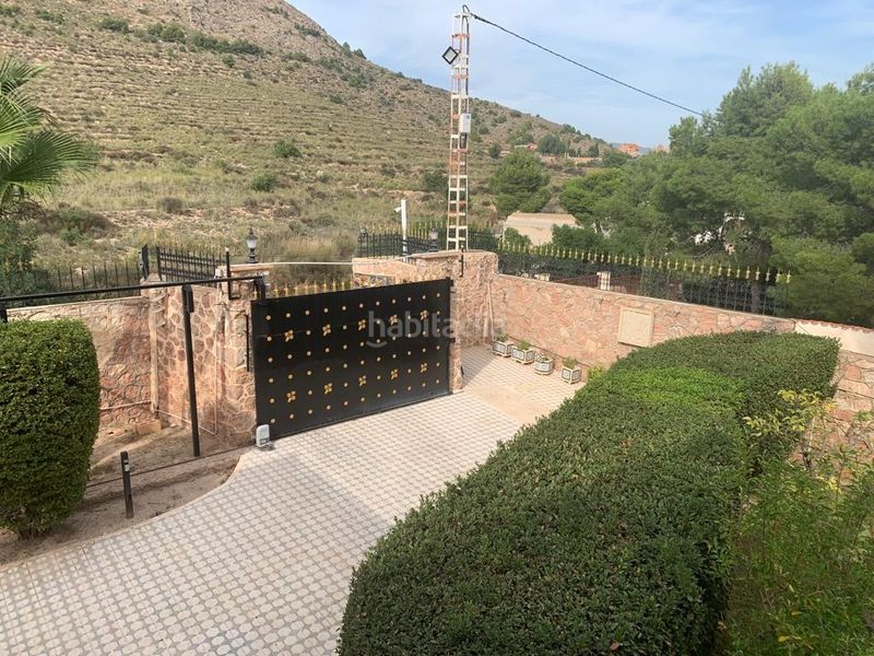 Foto 9c3289e5-050d-41e5-accb-1b6674481691. Casa amb calefacció aparcament a Novelda